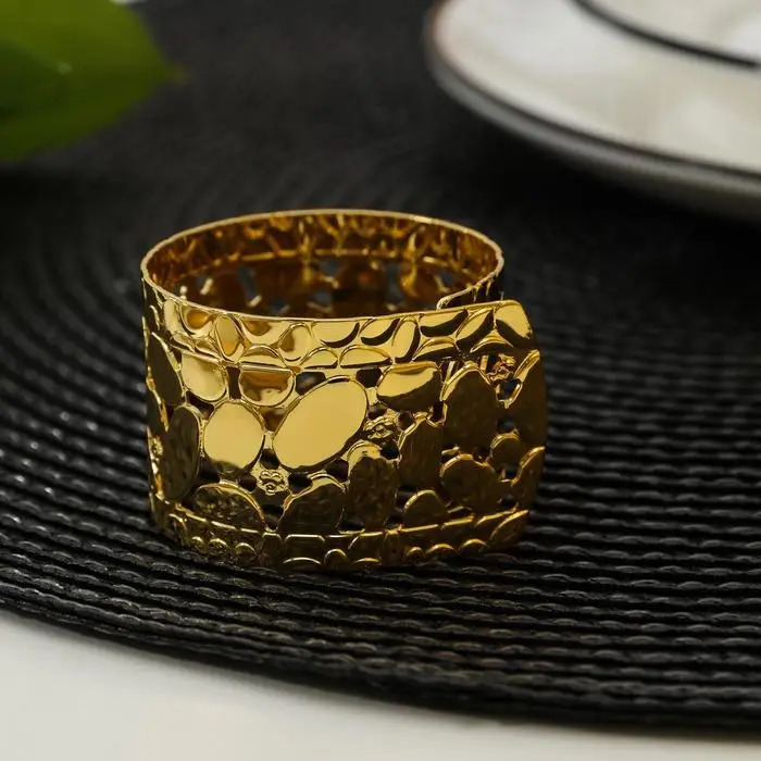 Кольцо для салфетки «Капли», 5,5×4,5×3 см, цвет золотой