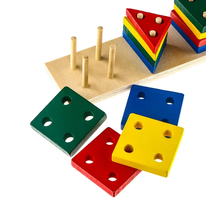 Пирамидка логическая Лесная мастерская &laquo;Фигуры&raquo;, окрас глянцевый