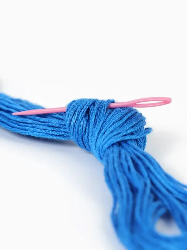 Набор для творчества. Вышивка на холсте Набор для творчества. Вышивка на холсте "Первые стежки"