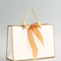 Пакет подарочный, ламинированный, белый, с бантом, 28&times;20&times;10 см