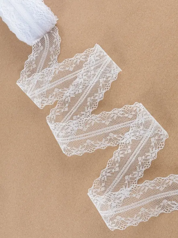 Кружево капроновое, 35 мм &times; 10&plusmn;1 м, белое