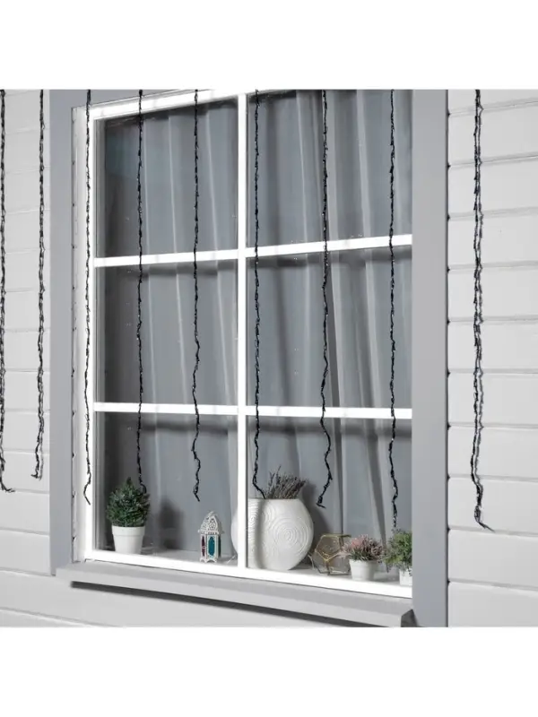 Гирлянда &laquo;Водопад&raquo; 2&times;1.5 м, IP44, тёмная нить, 400 LED, свечение бело-синее, 8 режимов, 220 В