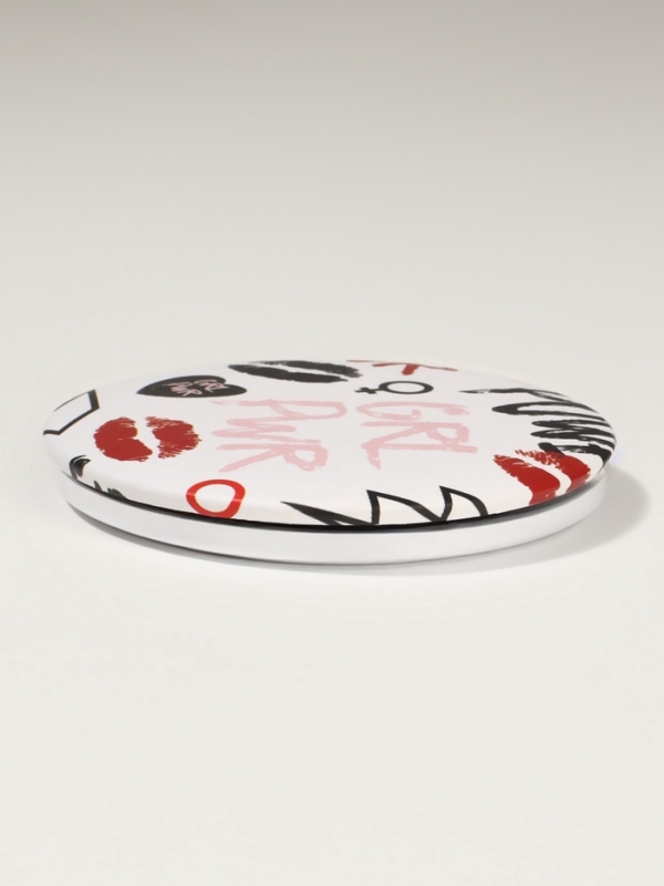 Зеркало складное круг (2) c/увел d7,5см GRL PWR белый пласт пакет QF Зеркало складное круг (2) c/увел d7,5см GRL PWR белый пласт пакет QF