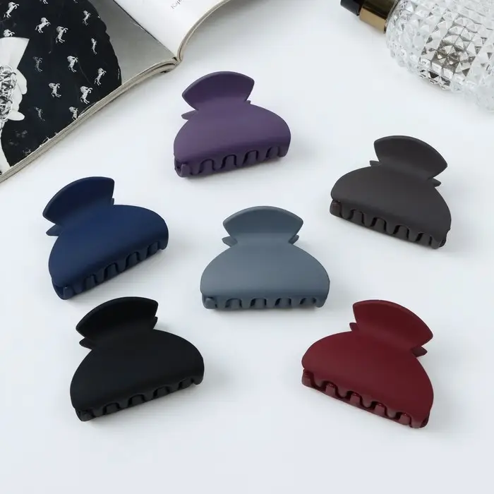 Крабик для волос «Леона», классика матовый, 5.5 см, МИКС Крабик для волос «Леона», классика матовый, 5.5 см, МИКС