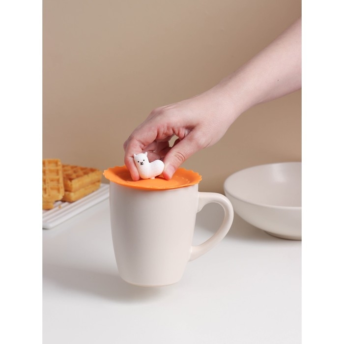 Крышка - непроливайка силиконовая Доляна «Лама», d=10 см, цвет оранжевый Крышка - непроливайка силиконовая Доляна «Лама», d=10 см, цвет оранжевый