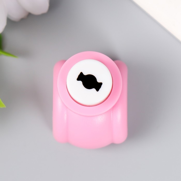 Набор для скрапбукинга Набор для скрапбукинга "Плавная волна" ножницы фигурные 13,5см+4 дырокола d=1,2см 11,2х18 см 94115