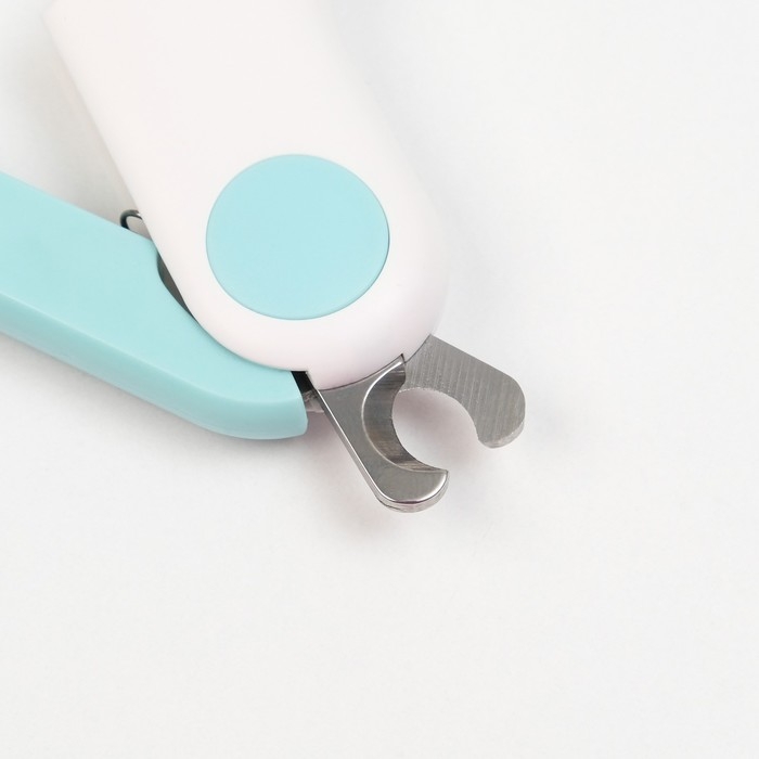 Когтерез - ножницы для животных с LED фонарём, голубой Когтерез - ножницы для животных с LED фонарём, голубой