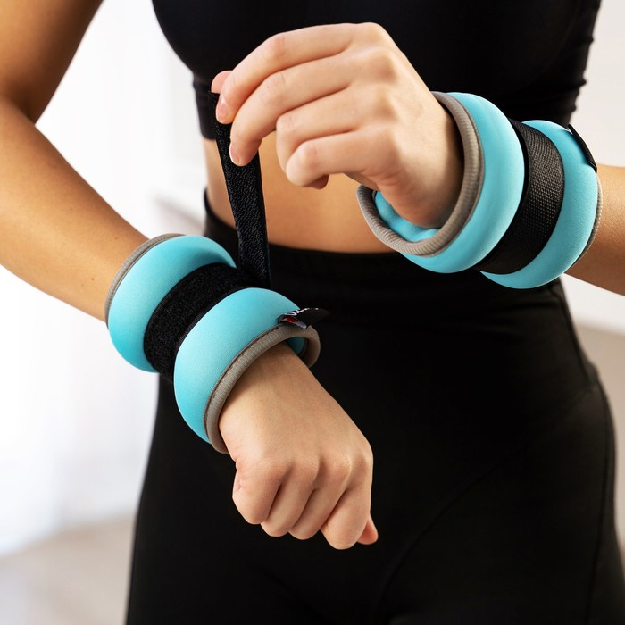 Утяжелители неопреновые ONLYTOP, 2 шт. х 0,25 кг, цвет голубой Утяжелители неопреновые ONLYTOP, 2 шт. х 0,25 кг, цвет голубой