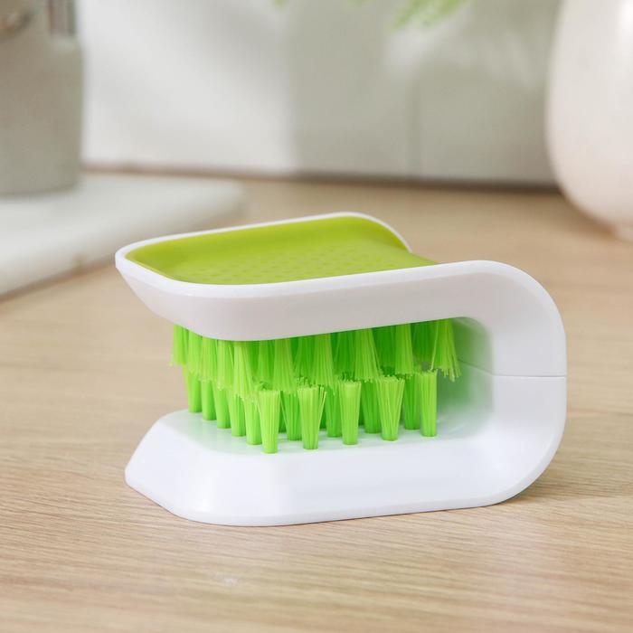 Щётка для столовых приборов и ножей Доляна, цвет зелёный Щётка для столовых приборов и ножей Доляна, цвет зелёный