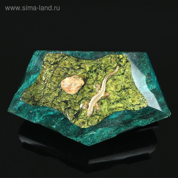 Ларец Ларец "Пятигранный" 16х9х8 см, натуральный камень, змеевик