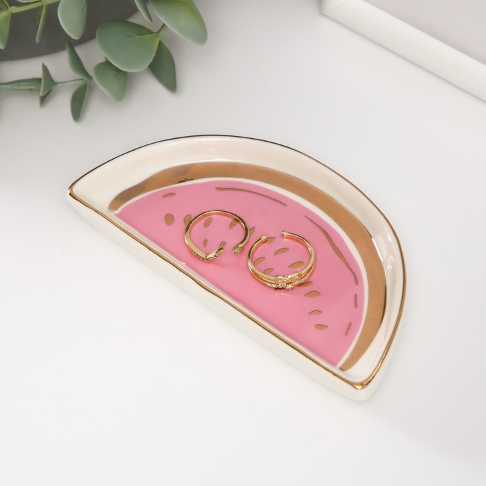 Сувенир керамика подставка под кольца Сувенир керамика подставка под кольца "Кусочек арбуза" 12х6х1,6 см