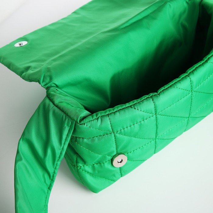 Сумка женская стеганная на плечо, отдел на молнии, 25х14х6 см, цвет зелёный Сумка женская стеганная на плечо, отдел на молнии, 25х14х6 см, цвет зелёный