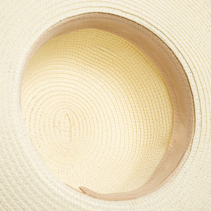 Шляпа женская с леопардовым ремешком MINAKU цвет молочный, р-р 58 Шляпа женская с леопардовым ремешком MINAKU цвет молочный, р-р 58