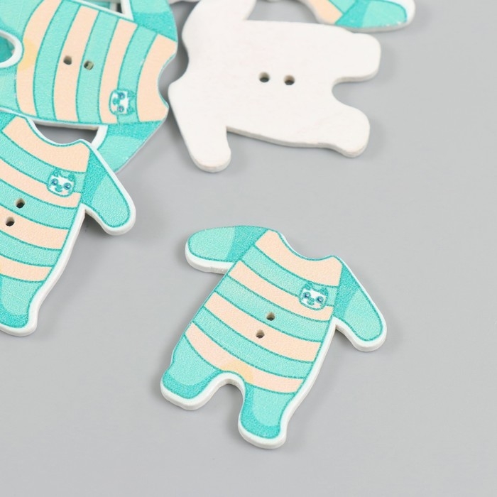 Пуговицы дерево для творчества 2 прокола Пуговицы дерево для творчества 2 прокола "Комбинезон зелёный" набор 15 шт 3,2х3,3 см