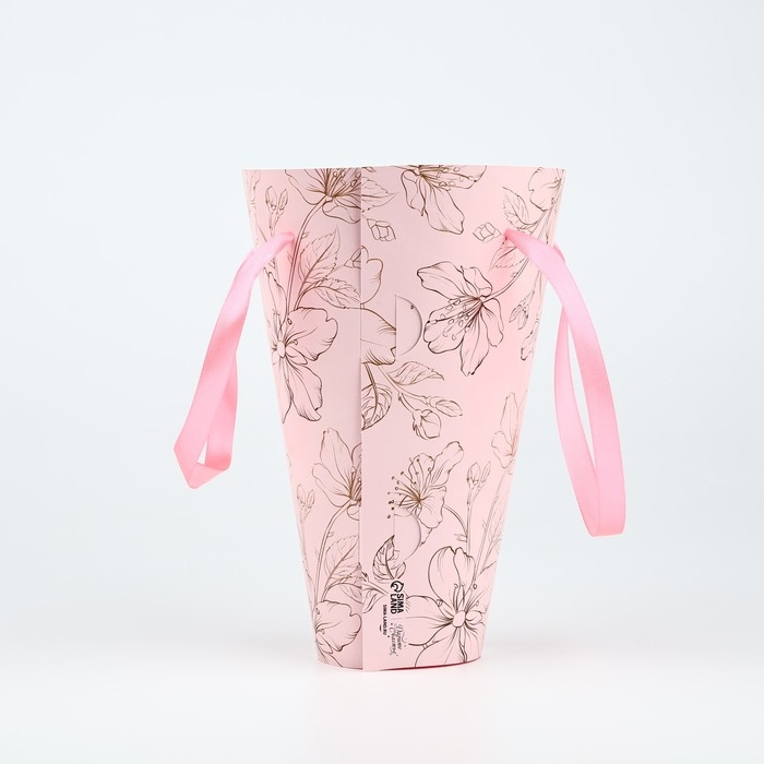 Пакет для цветов конусный круглый складной на лентах «Цветы», 15 х 23.3 х 7.5 см Пакет для цветов конусный круглый складной на лентах «Цветы», 15 х 23.3 х 7.5 см