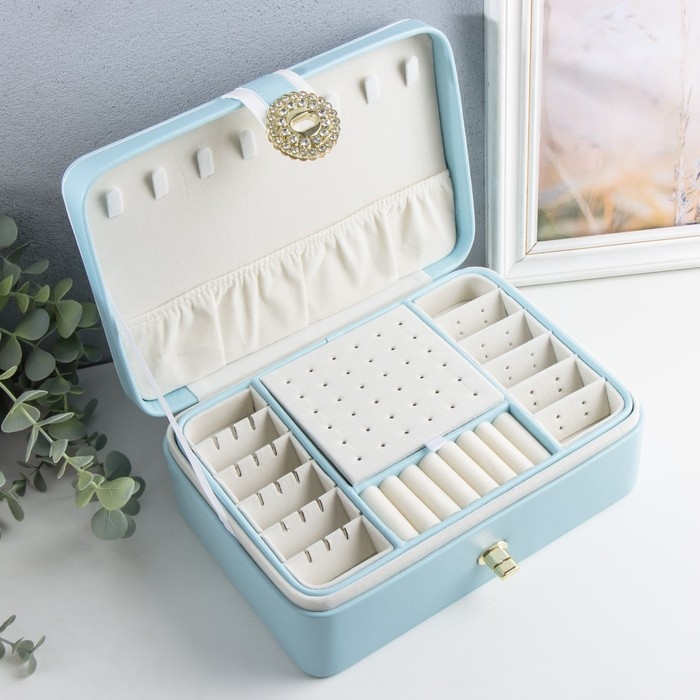 Шкатулка кожзам для украшений  Шкатулка кожзам для украшений "С пряжкой" голубая 24х18,5х9 см