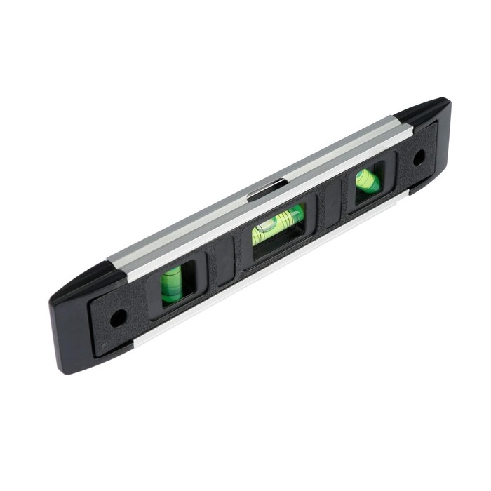 Уровень пластиковый магнитный ТУНДРА, фрезерованный, 3 глазка, 225 мм Уровень пластиковый магнитный ТУНДРА, фрезерованный, 3 глазка, 225 мм