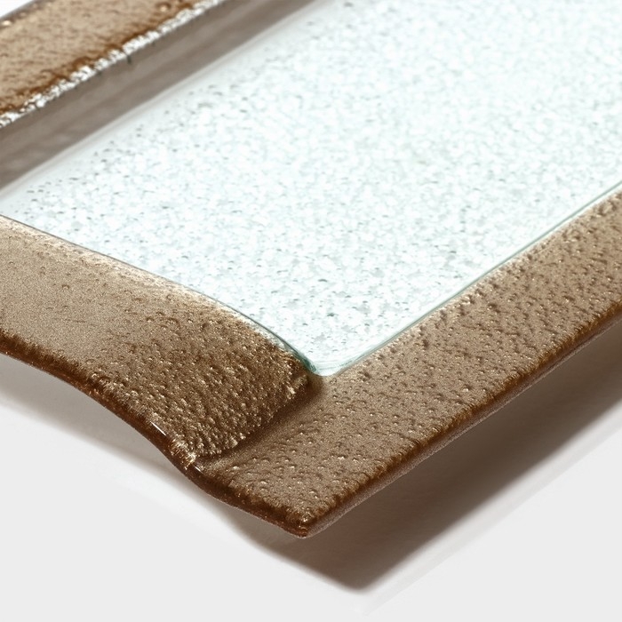 Блюдо стеклянное сервировочное «Сияние», 32×16×2,5 см, цвет золотой Блюдо стеклянное сервировочное «Сияние», 32×16×2,5 см, цвет золотой