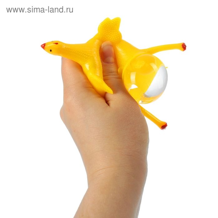 Мялка «Курица», с водой, с яйцом, цвет жёлтый Мялка «Курица», с водой, с яйцом, цвет жёлтый