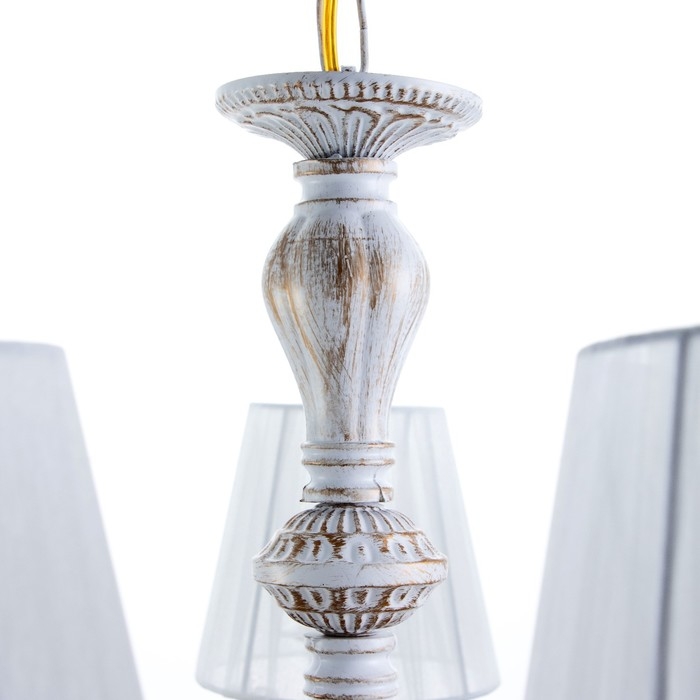 Люстра Люстра "Моника" 5хЕ14 40т белый с золотой патиной 60х60х40 см BayerLux