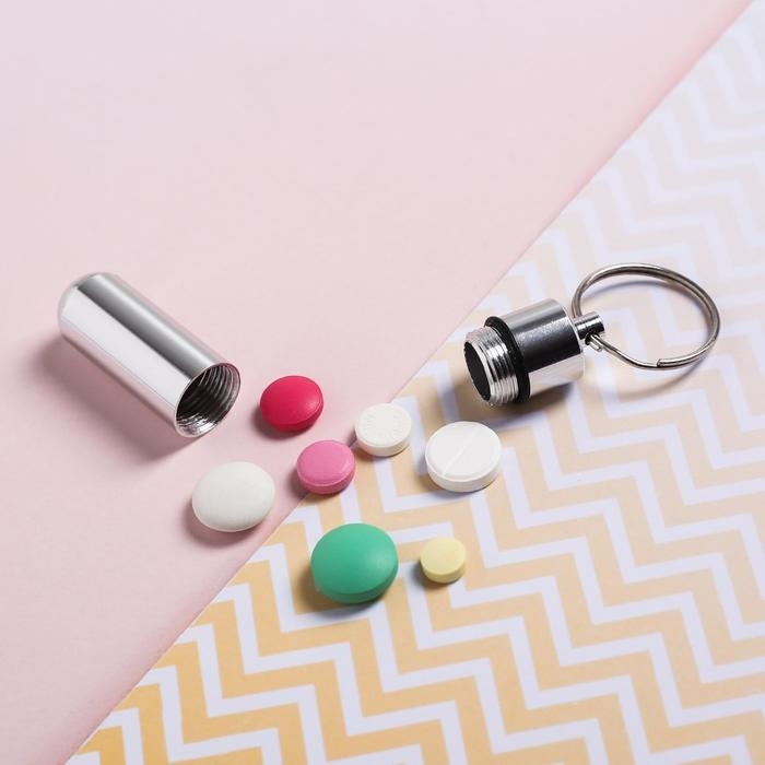 Таблетница брелок «Брутальность», 8,5 х 11 см. Таблетница брелок «Брутальность», 8,5 х 11 см.