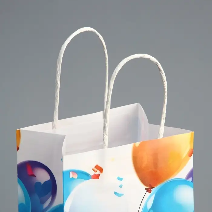 Пакет подарочный под бутылку, упаковка, «С Днём рождения», белый крафт, 13 х 36 х 10 см Пакет подарочный под бутылку, упаковка, «С Днём рождения», белый крафт, 13 х 36 х 10 см