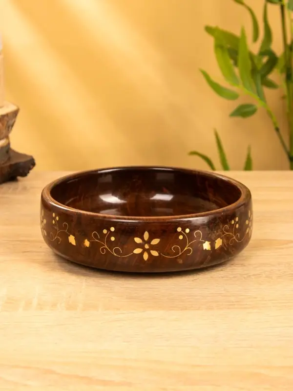 Чаша "Стебель" 17,5х17,5х5 см, дерево шишам