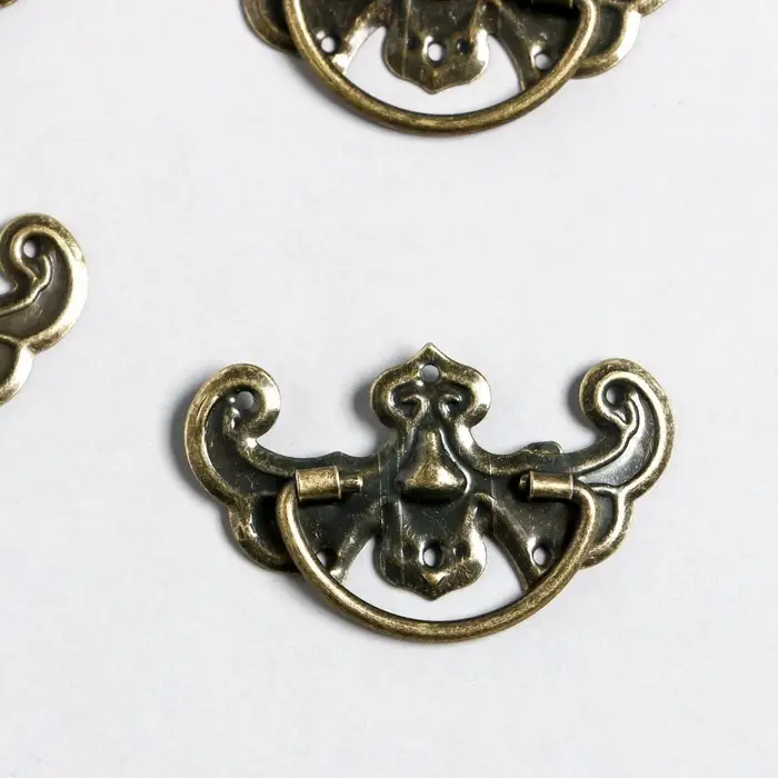 Ручка для шкатулки Ручка для шкатулки "Сибирь" 2,5х4,4 см С-203