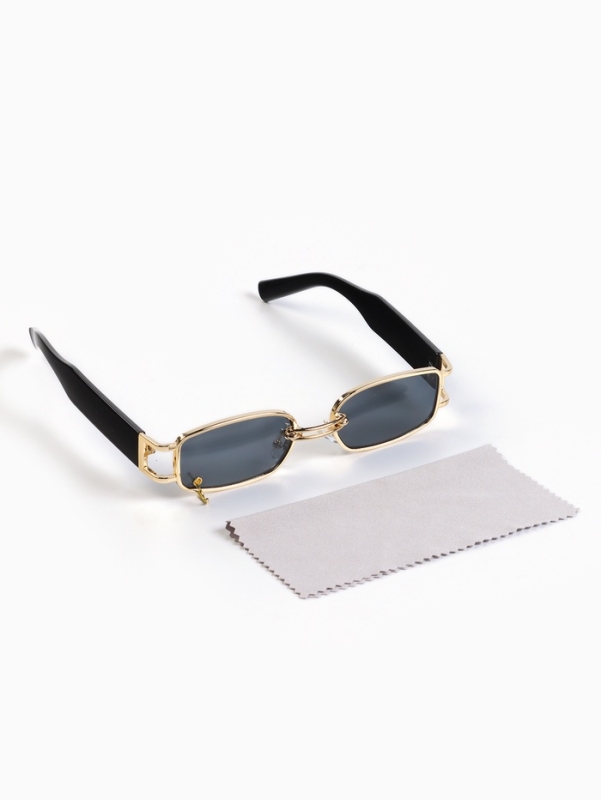 Очки солнцезащитные OneSun, UV 400, линза 3.2 х 5.3 см, ширина 14.6 см, дужка 15.6 см, черные дужки Очки солнцезащитные OneSun, UV 400, линза 3.2 х 5.3 см, ширина 14.6 см, дужка 15.6 см, черные дужки