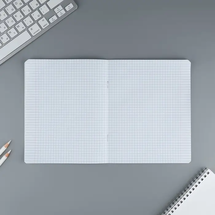 Тетрадь в клетку 18 листов А5, на скрепке &laquo;Школа&raquo;, обложка мелованный картон, 5 видов МИКС