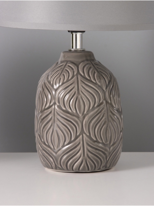 Настольная лампа Настольная лампа "Бутоны" 1х15Вт Е14 серый 20х20х28см