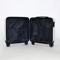 Чемодан детский на колёсах 39 л (S), на молнии, с кодовым замком, 4 колеса, белый