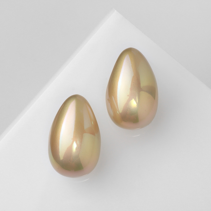 Серьги пластик «Капля» гладкие мах, цвет бежевый Серьги пластик «Капля» гладкие мах, цвет бежевый