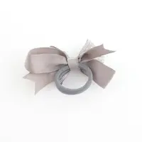 Бант для волос на резинке &laquo;Школьница&raquo;, звезда, 12 см, серый