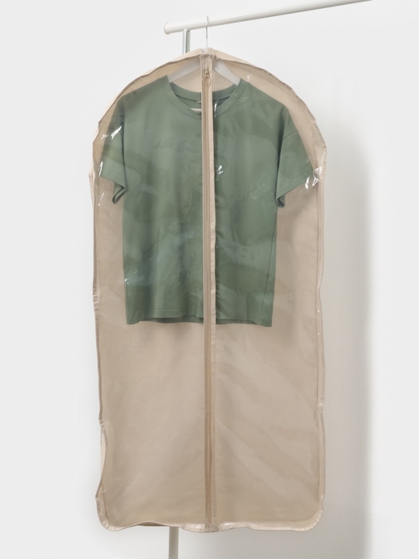 Чехол для одежды LaDо́m на молнии, размер 120х60 см, цвет бежевый, материал батист Чехол для одежды LaDо́m на молнии, размер 120х60 см, цвет бежевый, материал батист