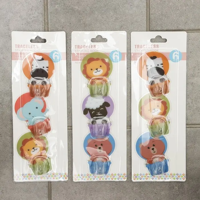 Крючки самоклеящиеся «Зверята», 3 шт, рисунок МИКС