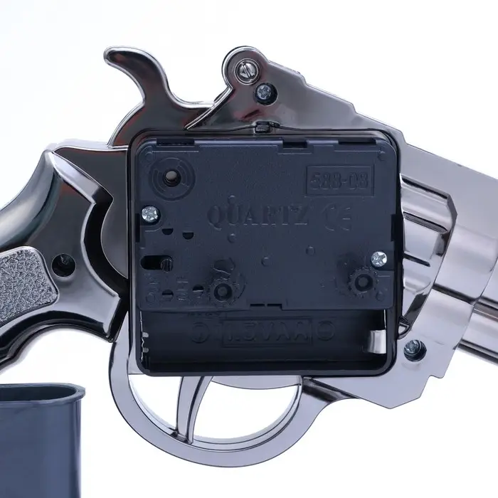 Часы - будильник настольные &laquo;Пистолет&raquo;, дискретный ход, циферблат d=7 см, 13&times;24 см, АА