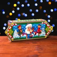 Подарочная коробка «Дед Мороз и Снегурочка» 20×10×6 см