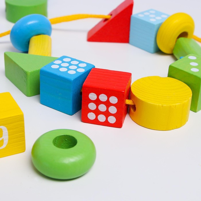 Логический игровой набор «Бусы», 30 деталей Логический игровой набор «Бусы», 30 деталей