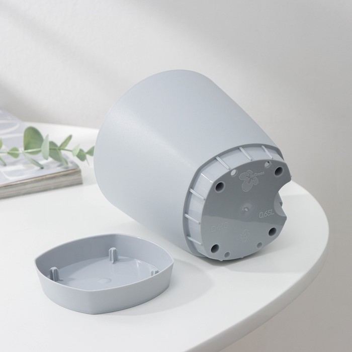 Горшок для цветов с прикорневым поливом Amsterdam, 0,65 л, d=11 см, h=10,7 см, серый Горшок для цветов с прикорневым поливом Amsterdam, 0,65 л, d=11 см, h=10,7 см, серый