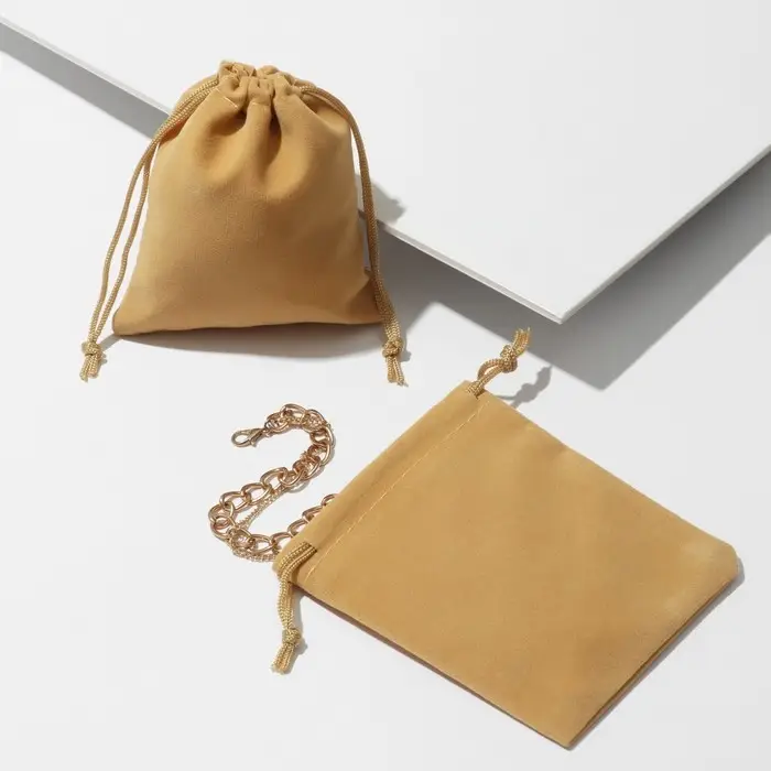 Мешочек бархатный «Праздничное ассорти», 9×10, МИКС Мешочек бархатный «Праздничное ассорти», 9×10, МИКС