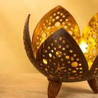 Подсвечник из кокоса «Бутон», 15×15×13 см, коричнево-золотой