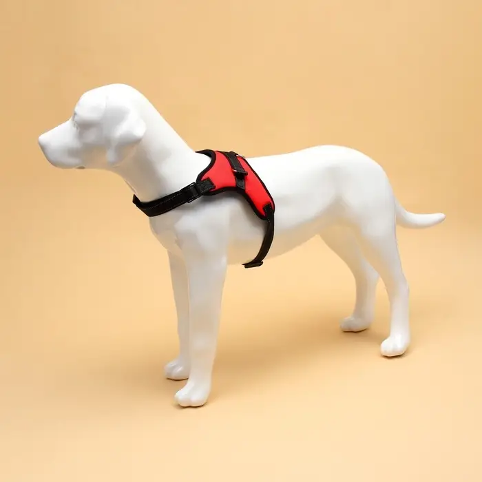 Шлейка К7, размер L, ОГ 64-86 см, вес 18-27.5 кг, мягкая, светоотражающая, красная