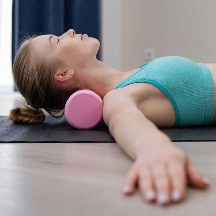 Ролик массажный Sangh, 30х9 см, цвет розовый Ролик массажный Sangh, 30х9 см, цвет розовый