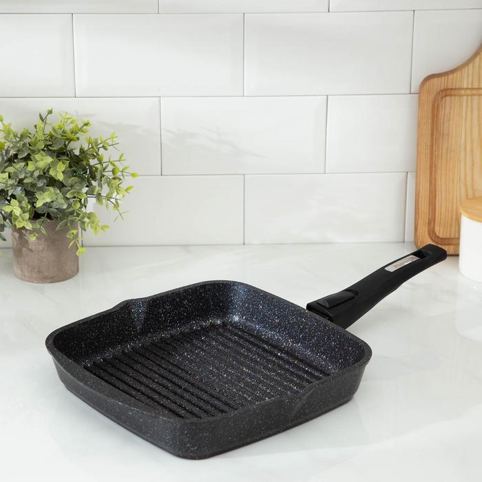 Сковорода-гриль «Гранит», 26×26, съёмная ручка, стеклянная крышка, антипригарное покрытие, цвет чёрный Сковорода-гриль «Гранит», 26×26, съёмная ручка, стеклянная крышка, антипригарное покрытие, цвет чёрный