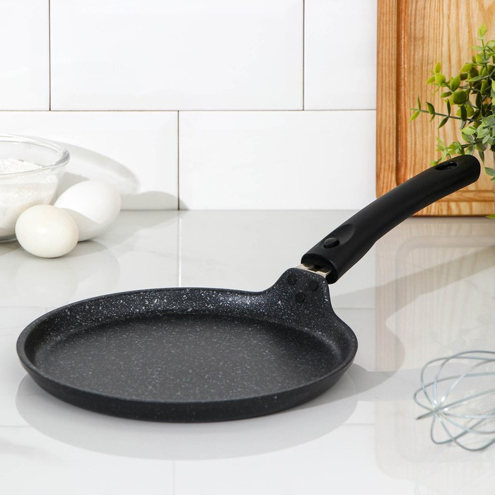 Сковорода блинная, d=22 см, пластиковая ручка, антипригарное покрытие, цвет тёмный мрамор Сковорода блинная, d=22 см, пластиковая ручка, антипригарное покрытие, цвет тёмный мрамор