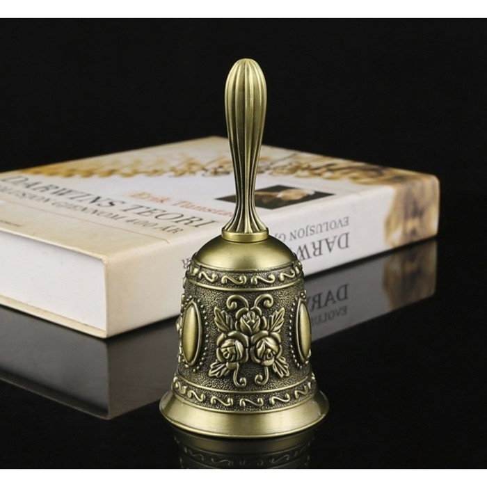 Колокольчик металлический с гравюрой, 11.3 х 5.4 см, бронза Колокольчик металлический с гравюрой, 11.3 х 5.4 см, бронза