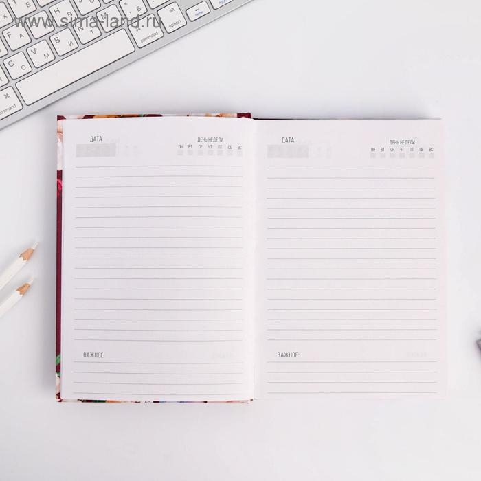 Ежедневник «С 8 Марта. Улыбайся, тебе так идет», А5, 160 листов Ежедневник «С 8 Марта. Улыбайся, тебе так идет», А5, 160 листов