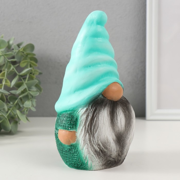 Копилка Копилка "Гном Остин" высота 17,5 см, ширина 9,5 см, длина 8,5 см.