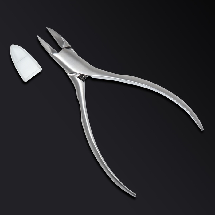 Кусачки педикюрные «Premium», 13 см, длина лезвия - 16 мм, цвет серебристый